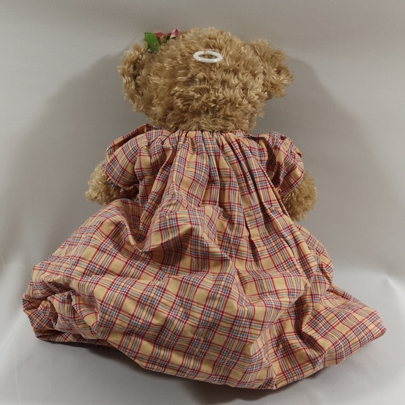 Vintage Russ Berrie & Co. Victorian Bear, Rose & Long Jumper Beautiful Condition - Picture 5 of 9